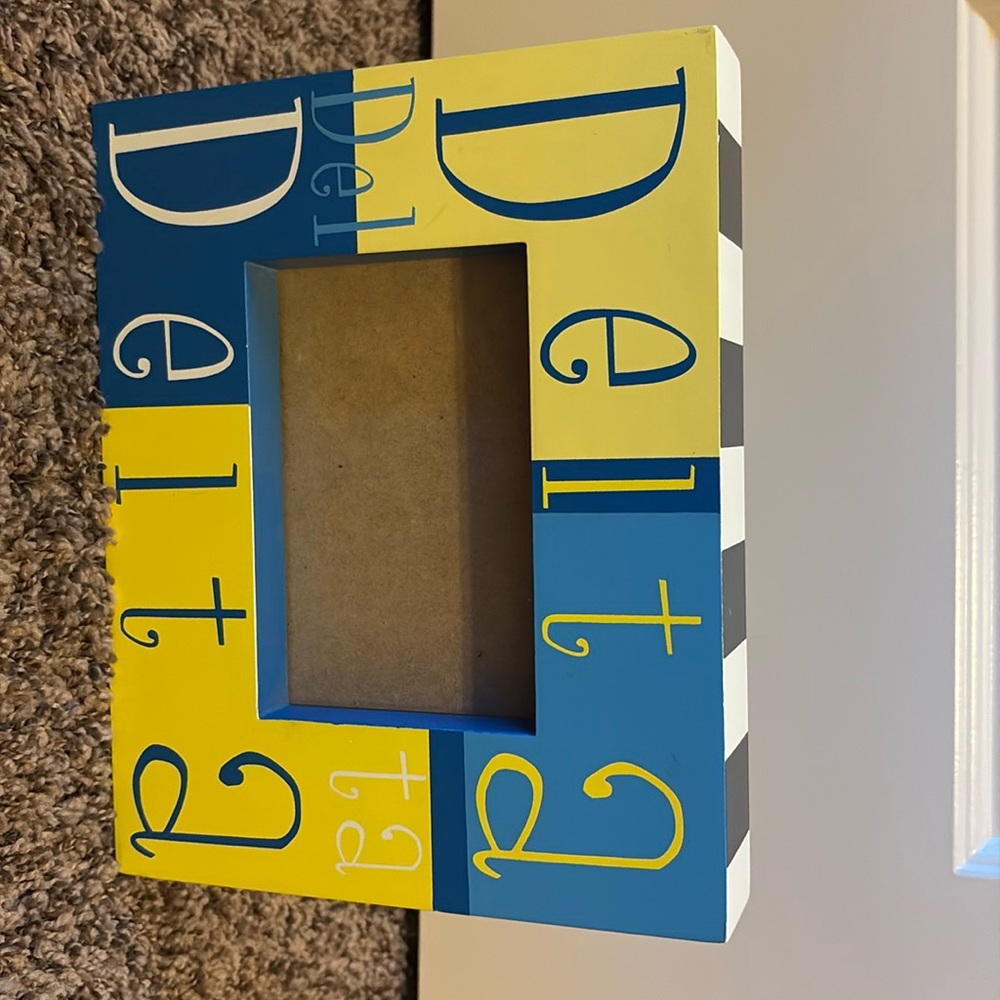 Tri-Delt Box Picture Frame - Picture 2 of 7
